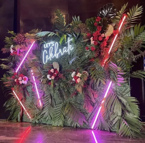 Décor « Let’s Celebrate » avec Mur Végétal