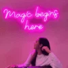 Néon « Magic Begins Here »