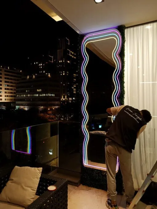 Miroir Néon