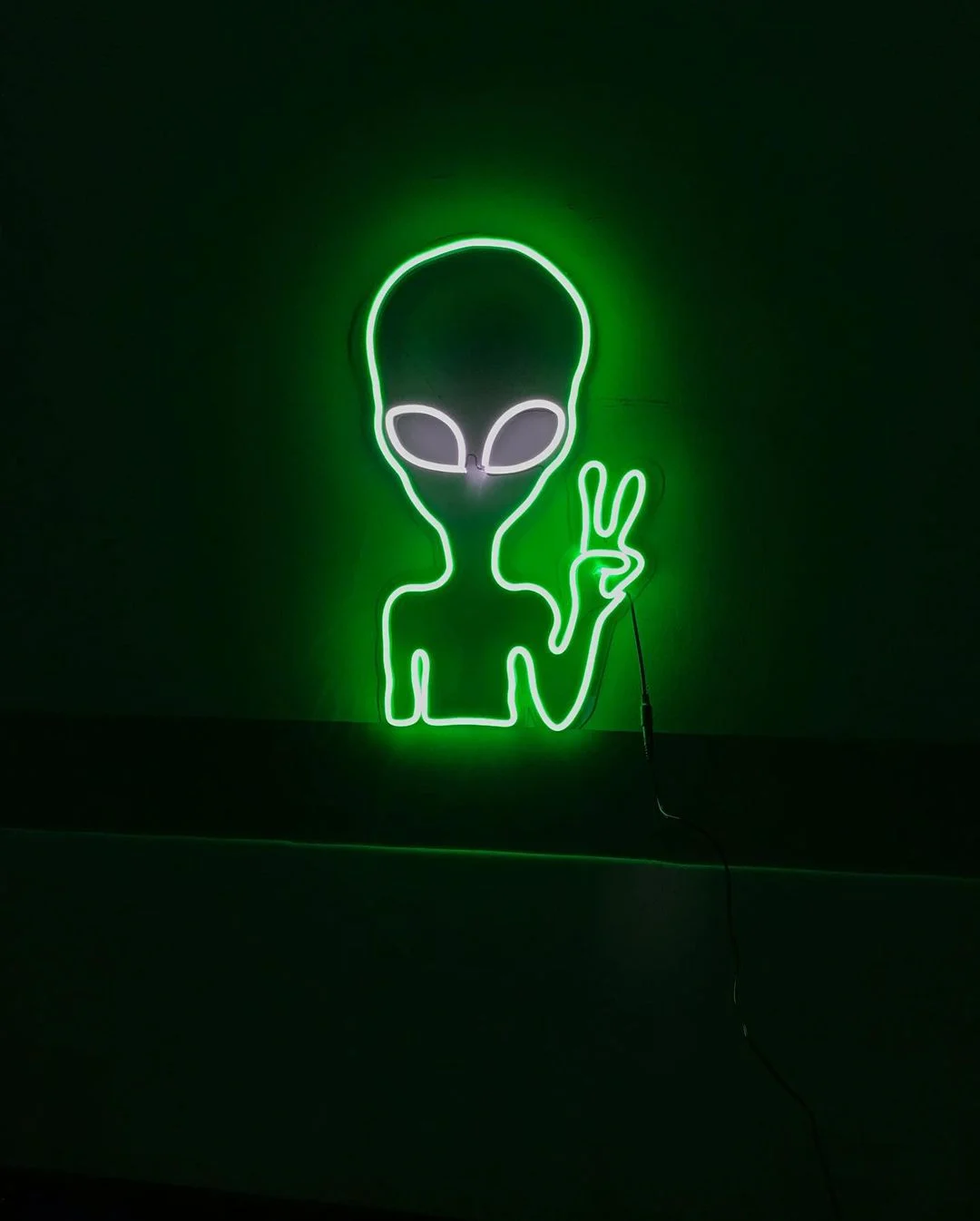 Alien Paisible