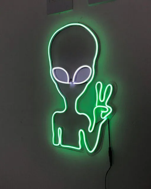 Alien Paisible