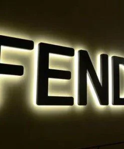 Lettres 3D avec Lumière Indirecte