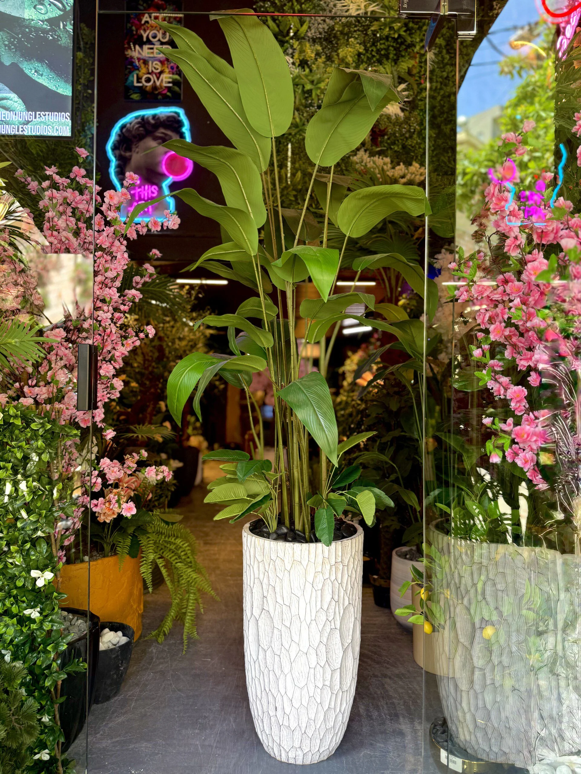 Oiseau du Paradis avec 2 bouquets arrangement 200 cm