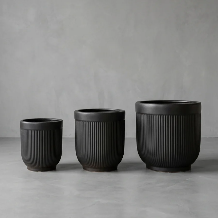 Céramique Nouvelle Nervurée Noir Mat