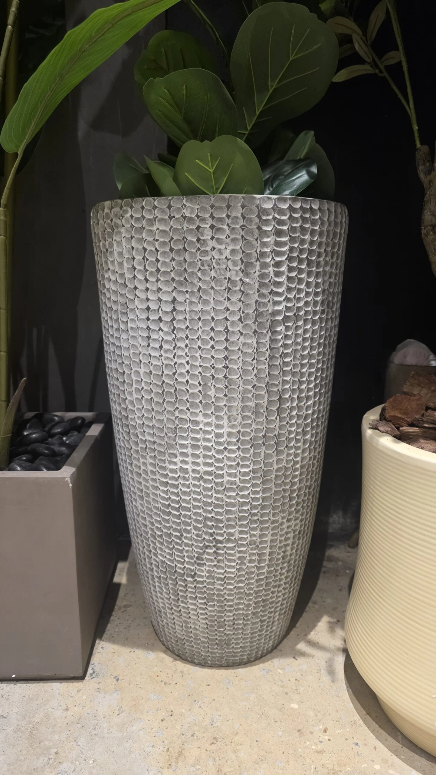 Pebble Stone Planter H65xD35