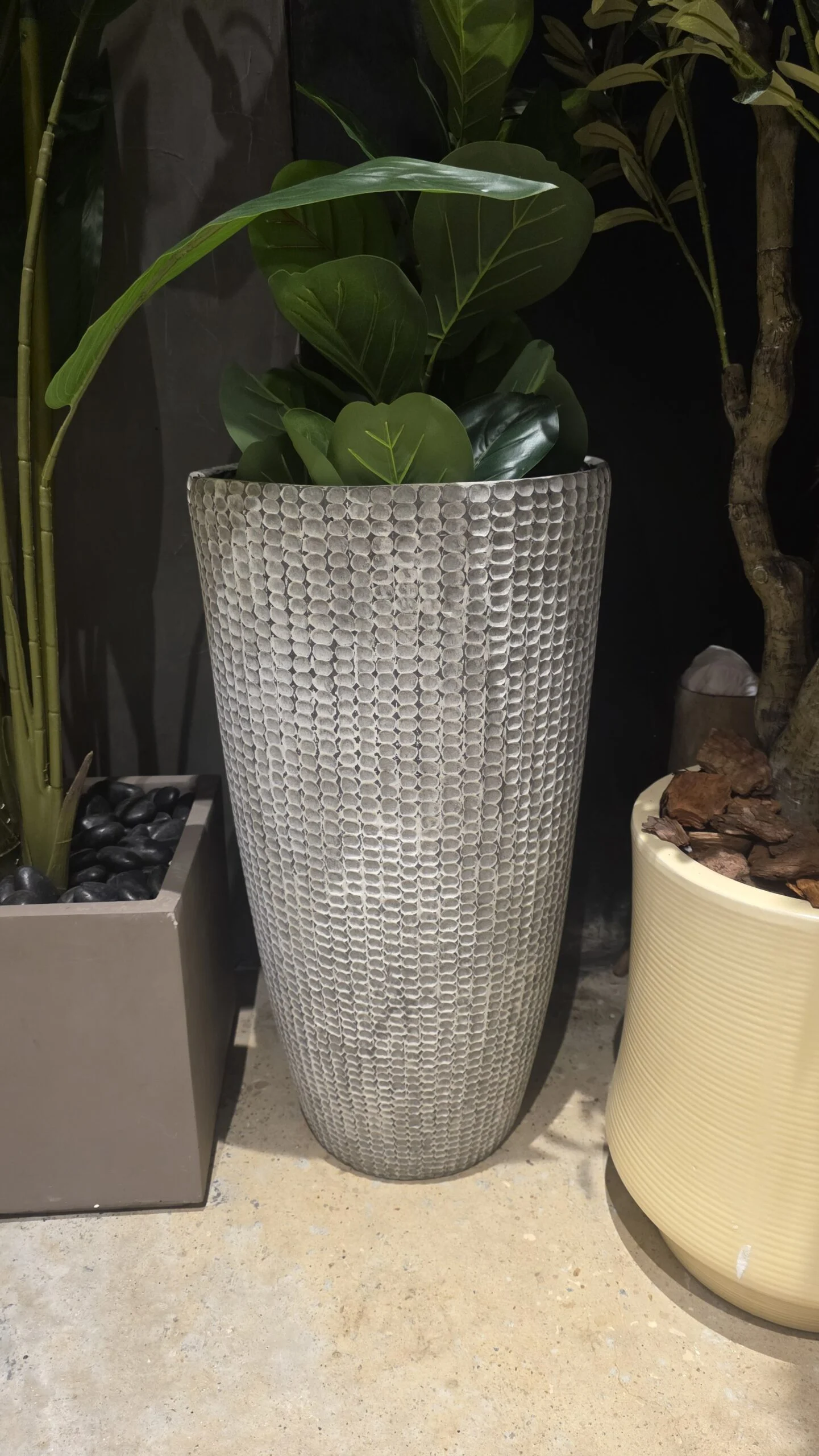 Pebble Stone Planter H65xD35